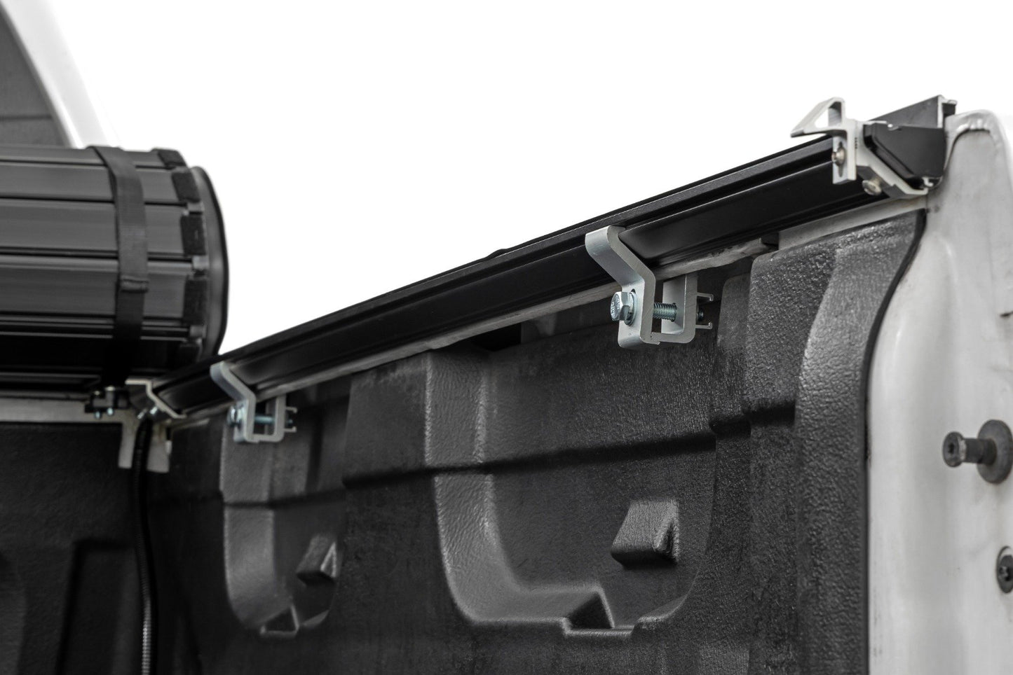 Hard Roll Up Bed Cover | 5'9" Bed | Chevy/GMC Sierra/Silverado 1500 (07-13)